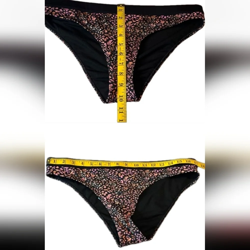 Roxy Rash guard Bikini Set - Picture 7 of 8